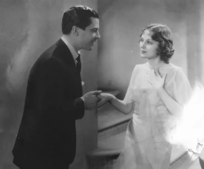 Dorothy Jordan y Ramon Novarro en estudiantina