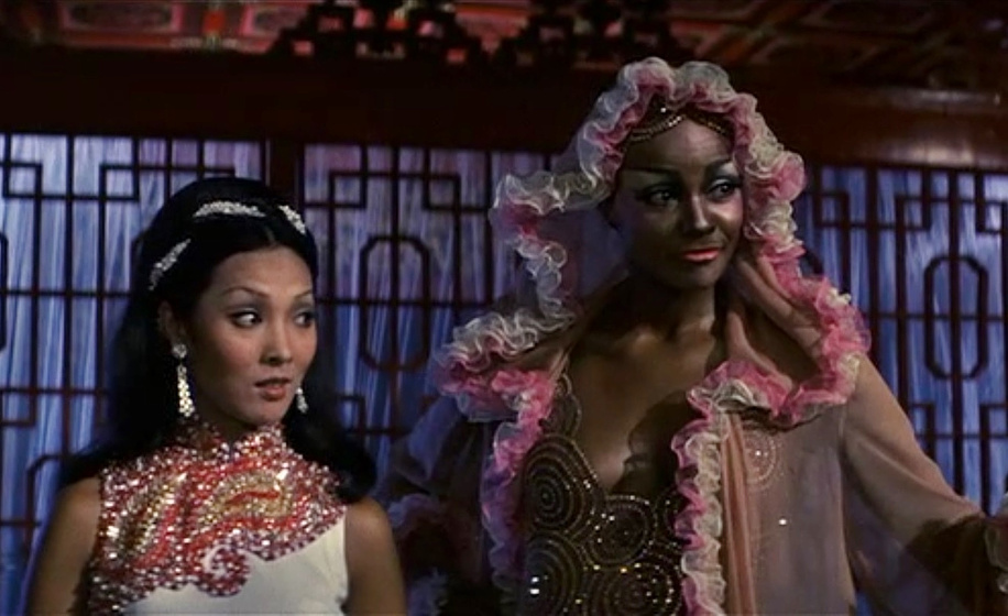 Tamara Dobson en Cleopatra Jones y el Casino de Oro