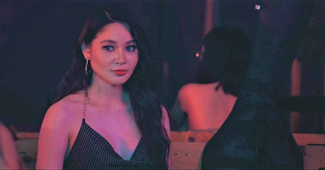 Allison Smith en Scorpio Nights 3