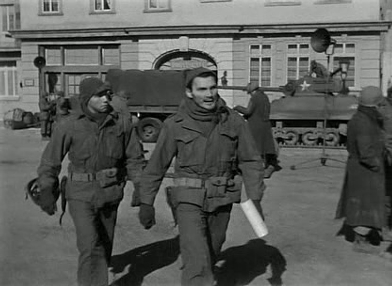 Jack Palance en Attack