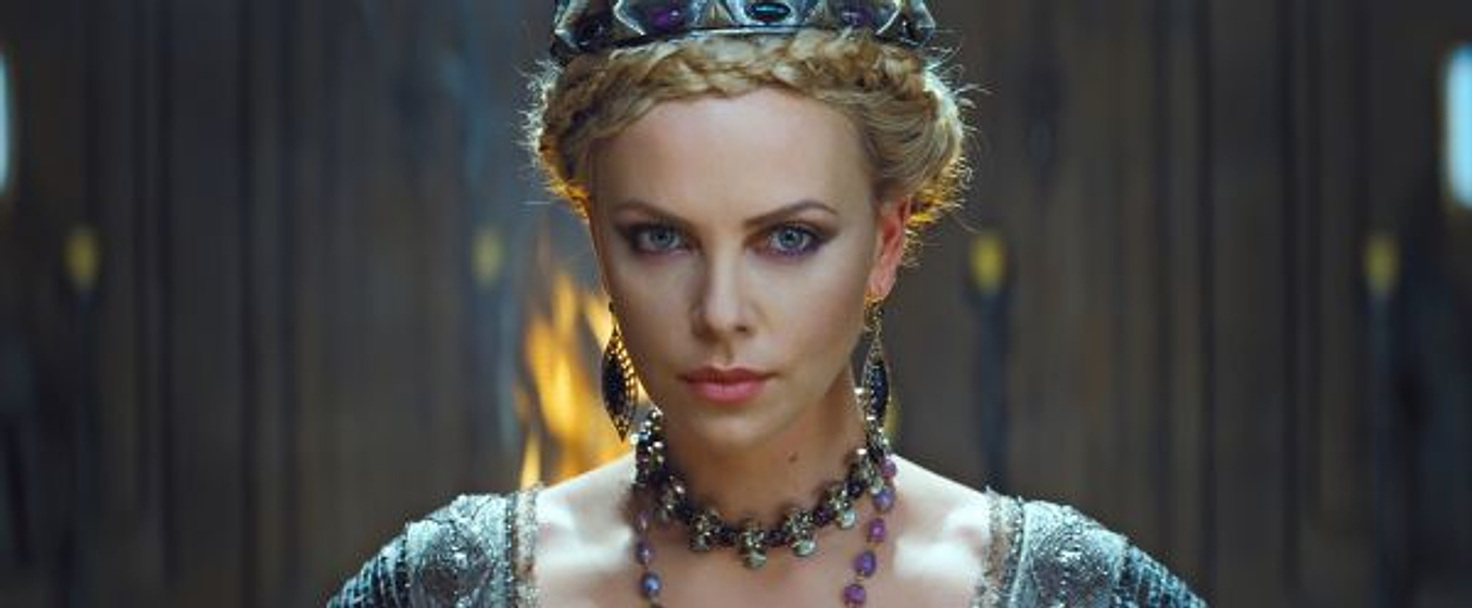 Charlize Theron en Blancanieves y la leyenda del cazador