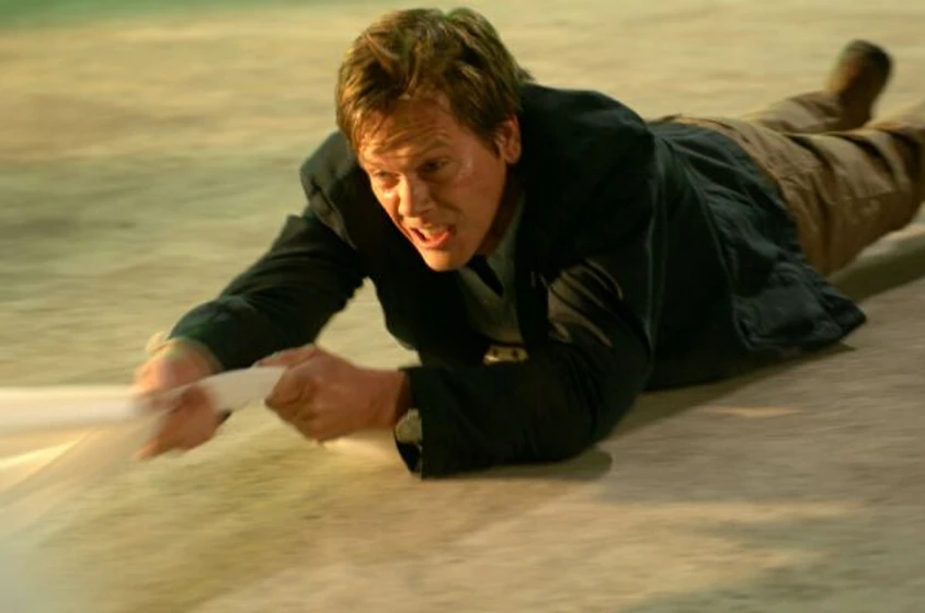 Kevin Bacon en cuatro-vidas