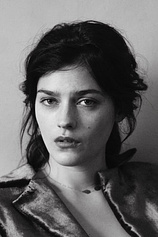 picture of actor Amber Anderson