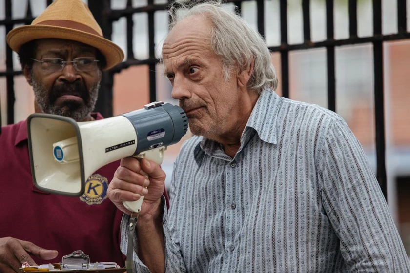 Christopher Lloyd [I] en un-golpe-con-estilo