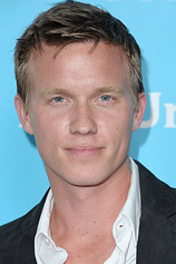 picture of actor Warren Kole