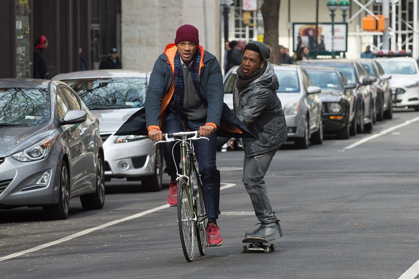 Will Smith y Jacob Latimore en Belleza Oculta
