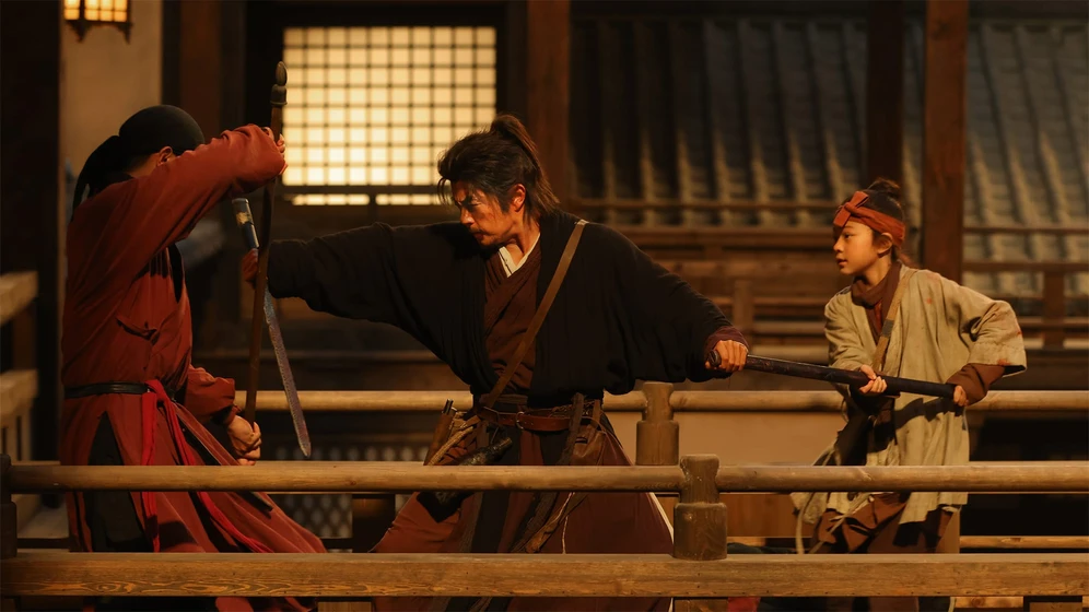 Miu Tse y Yang Enyou en eye-for-an-eye-2