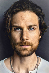 picture of actor Devin Crittenden