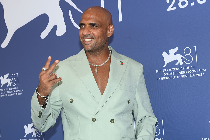 Ahmed Bahaa en Seeking haven for Mr. Rambo (Festival de Venezia. Septiembre 2024)