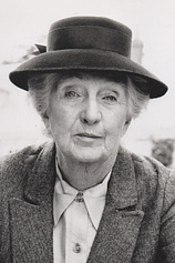 photo of person Joan Hickson