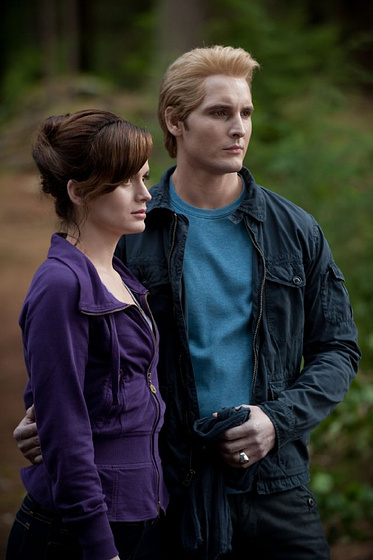 Peter Facinelli y Elizabeth Reaser en La saga Crepúsculo: Eclipse