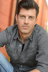 photo of person Ryan Lewis
