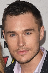 picture of actor Sam Underwood