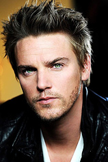 picture of actor Riley Smith