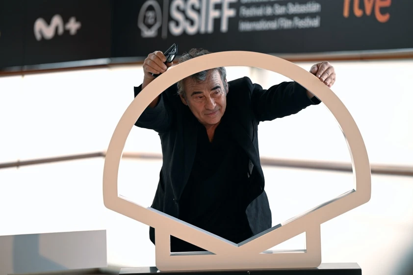 Eduard Fernández en marco (Festival de San Sebastián. Septiembre 2024)