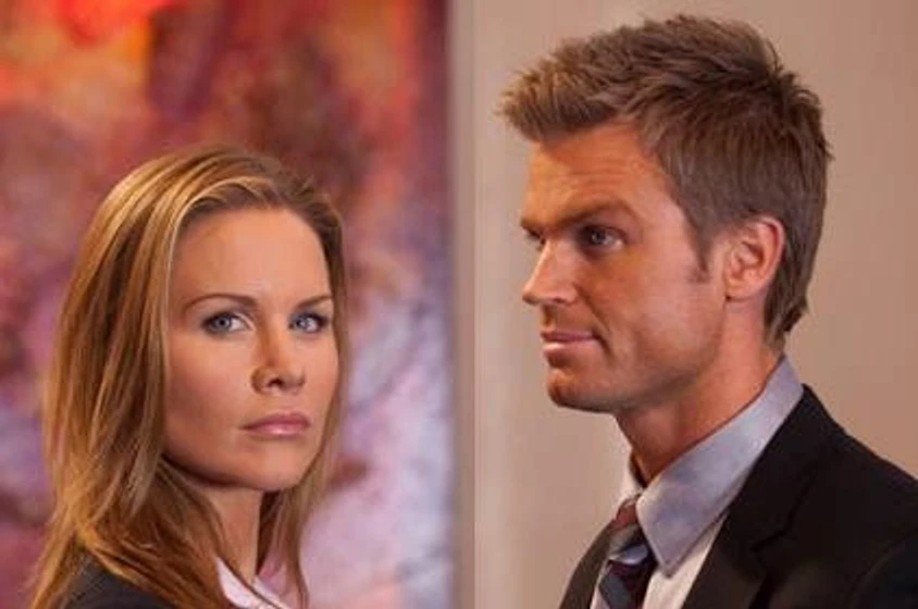 Josie Davis y Marc Menard en seducida-por-la-mentira