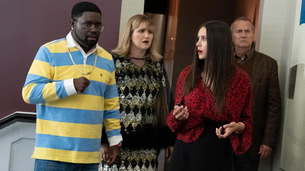 Michael Hitchcock, Nina Dobrev, Jillian Bell y Lil Rel Howery en la-reunion-2024
