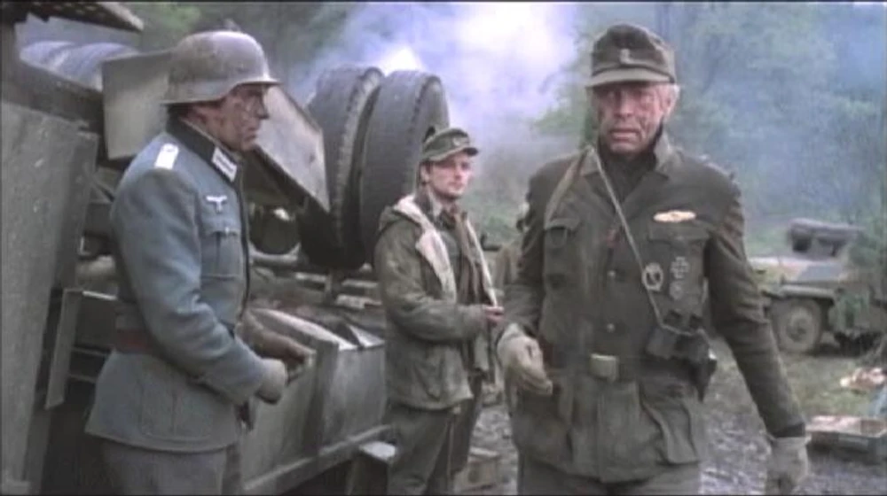 James Coburn en la-cruz-de-hierro