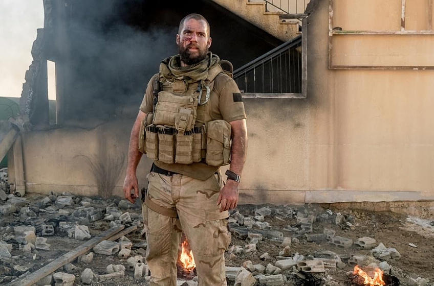 Henry Cavill en castillo-de-arena