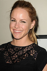 picture of actor Julie Berman