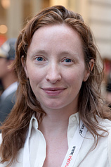 picture of actor Stephanie Cumming