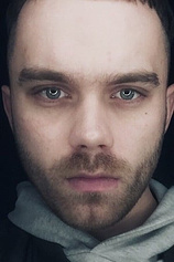 photo of person Artem Emelianov