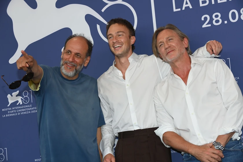 Daniel Craig, Luca Guadagnino y Drew Starkey en Queer (Festival de Venezia. Septiembre 2024)
