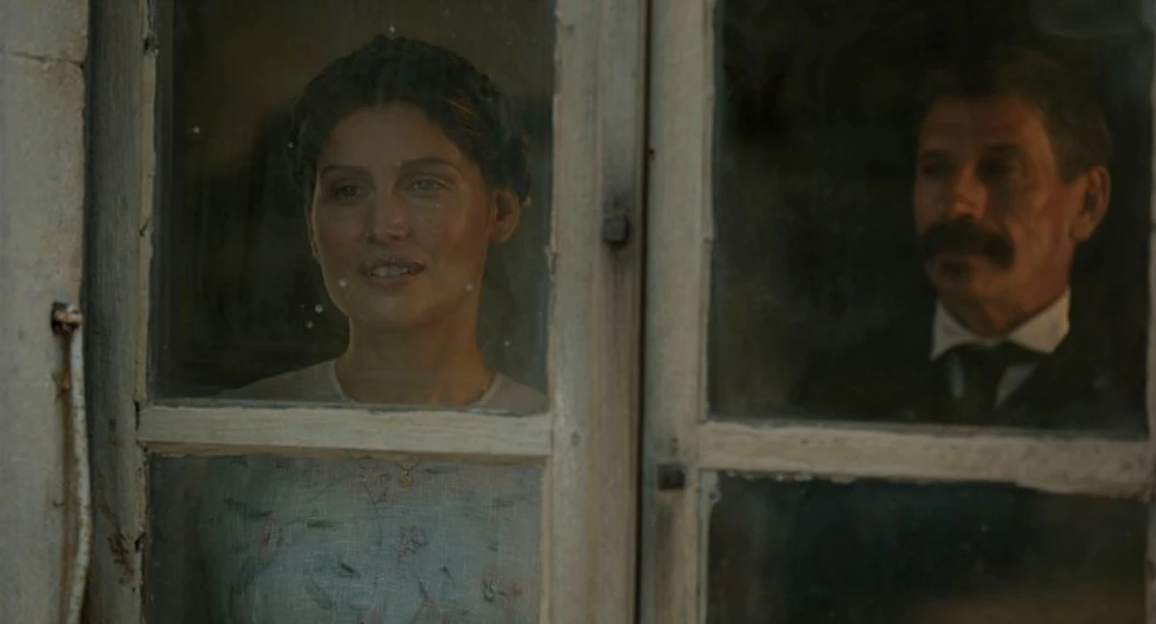 Laetitia Casta y Jacques Gamblin en el-palacio-ideal