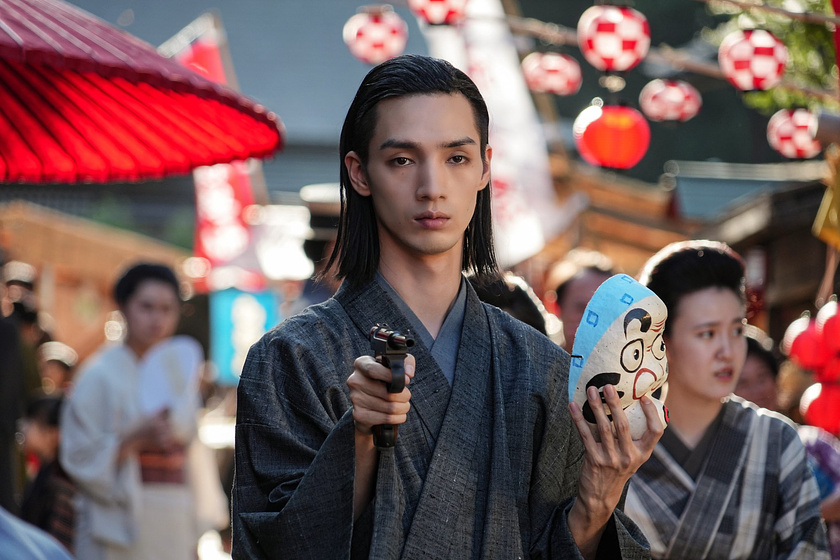 Imagen de revolver-lily