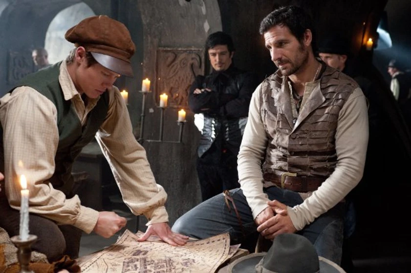 Ed Quinn en hombre-lobo-la-bestia-entre-nosotros