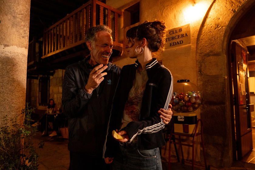 Miguel Del Arco y Ainara Elejalde en Los Relatos (Rodaje)