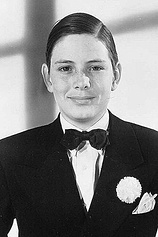picture of actor Roger Daniel