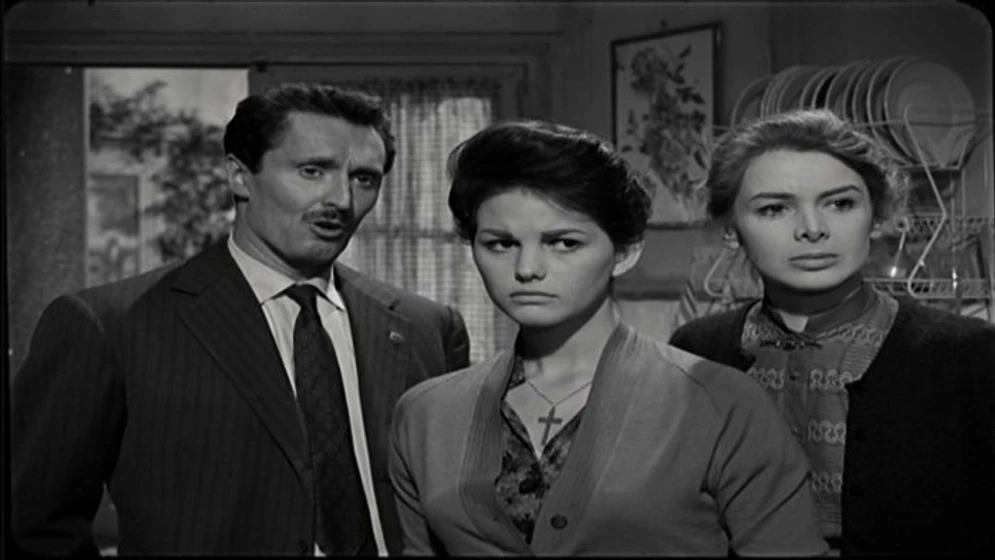 Claudia Cardinale y Pietro Germi en un-maldito-embrollo