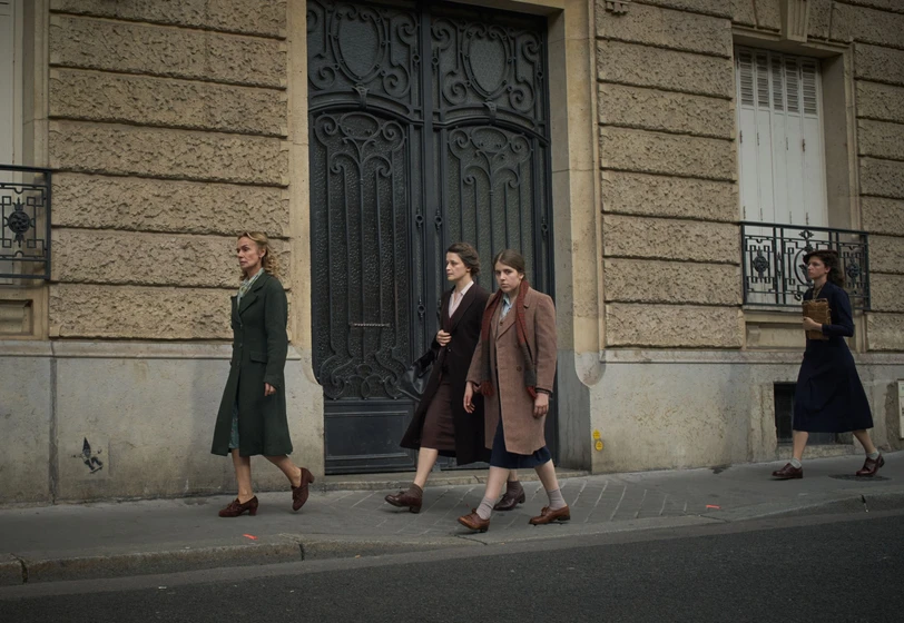 Adeline D'Hermy y Violette Guillon en la-vida-ante-nosotros