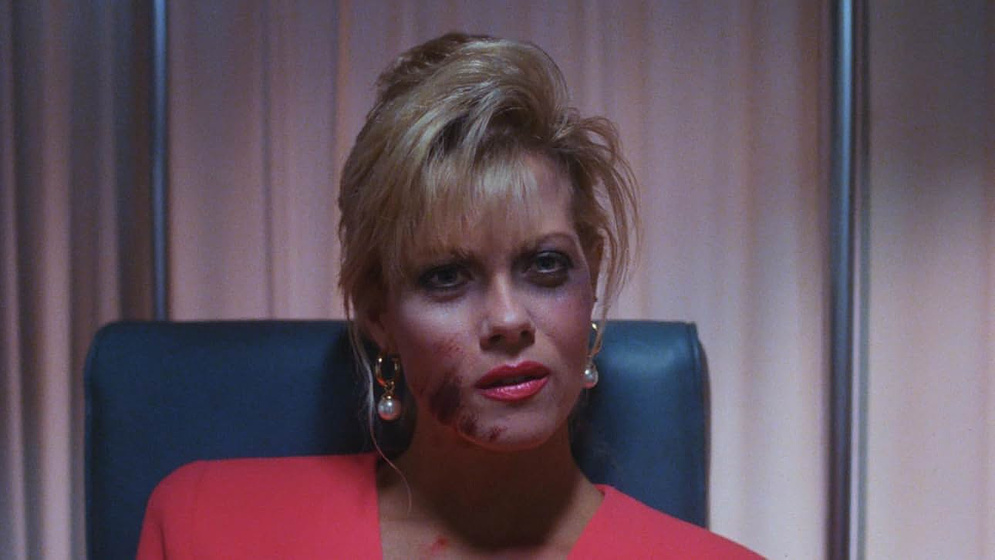Barbara Niven en Psycho Cop Returns