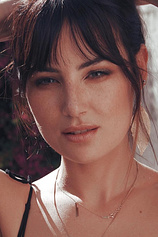 photo of person Helena Coelho