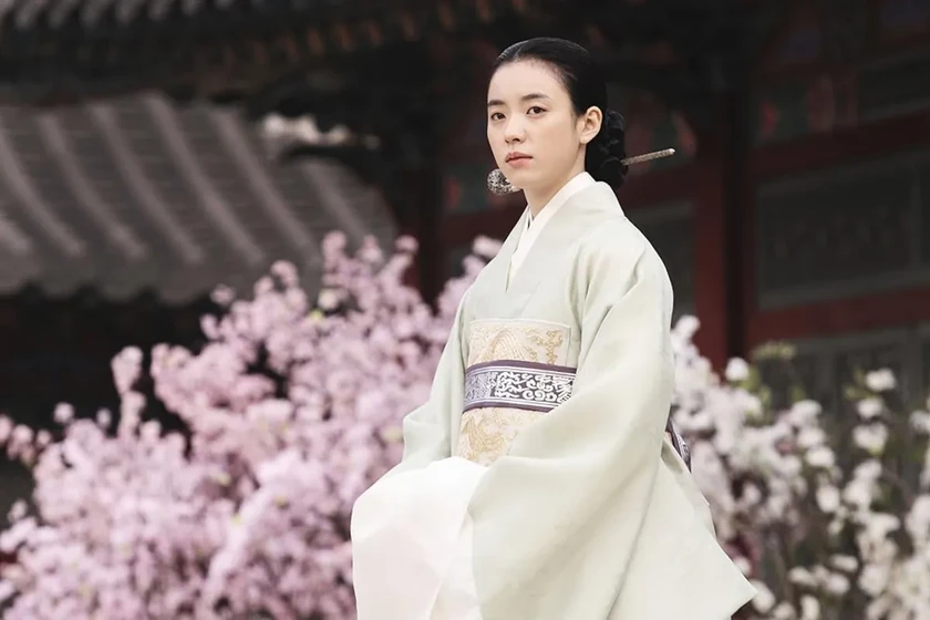 Hyo-ju Han en masquerade-2012