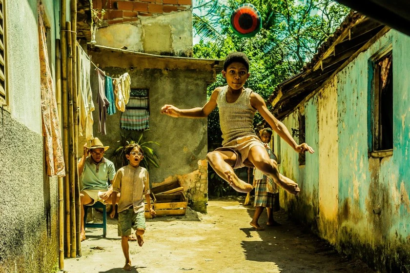 Leonardo Lima Carvalho en pele-el-nacimiento-de-una-leyenda