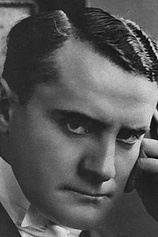 picture of actor Leo Peukert