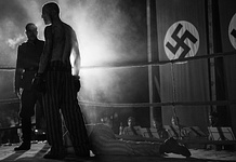 still of movie El Superviviente de Auschwitz