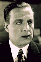 picture of actor Lee Shumway