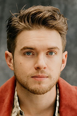 picture of actor Chris Brochu