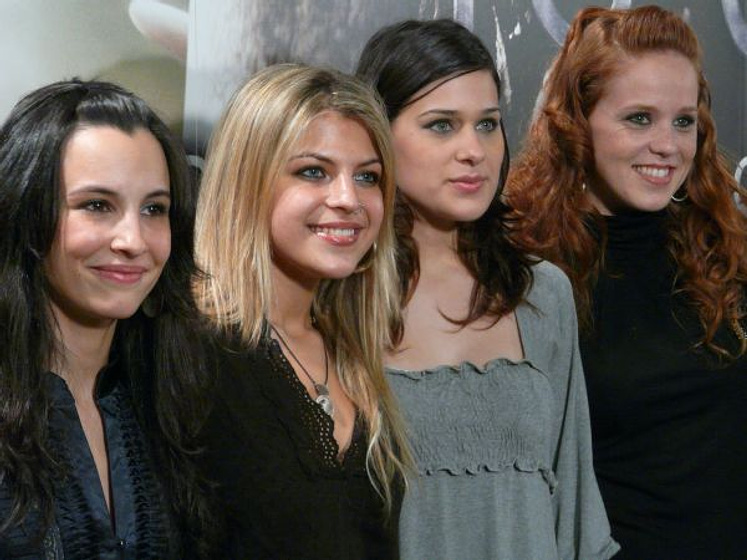 María Castro y Xenia Tostado en 10.000 (Photocall Madrid (Febrero 2008))