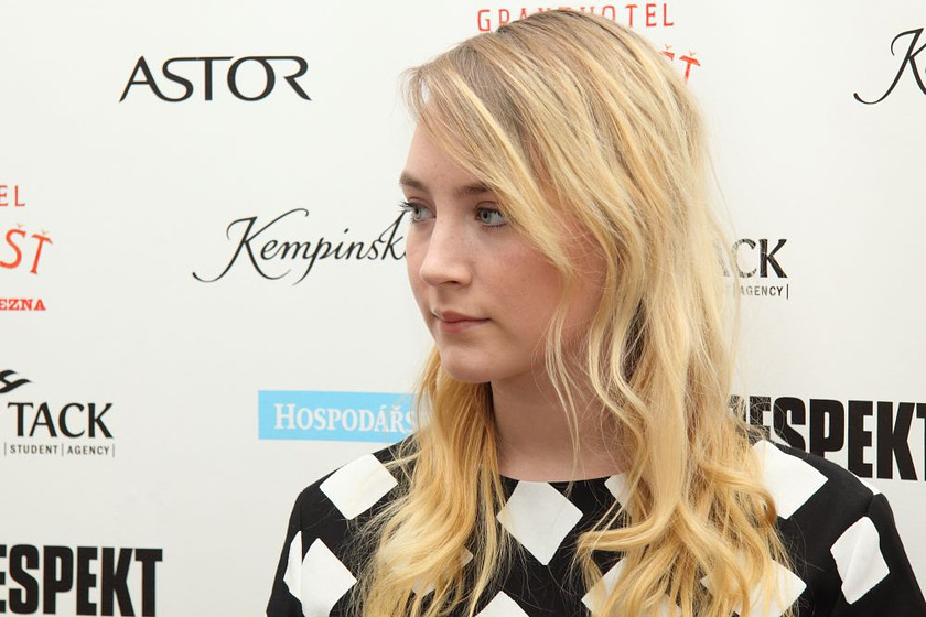 Saoirse Ronan en El Gran Hotel Budapest (Premiere en Praga. 2014)