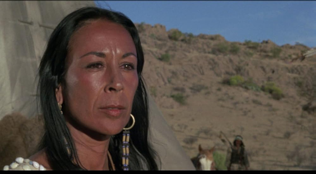 Julie Robinson en Buck y el Farsante