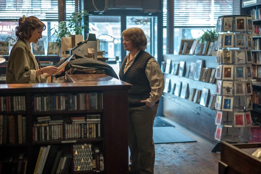 Dolly Wells y Melissa McCarthy en podras-perdonarme-algun-dia