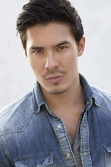 Foto de Lewis Tan