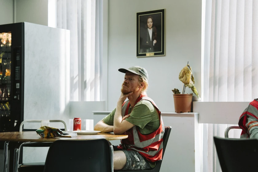Jesse Plemons en bugonia