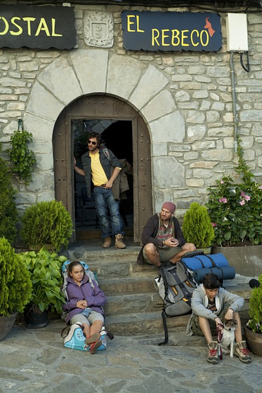 Lucas Fuica, Elisa Drabben, Raúl Fernández y Lucas Utray en Viaje a Surtsey
