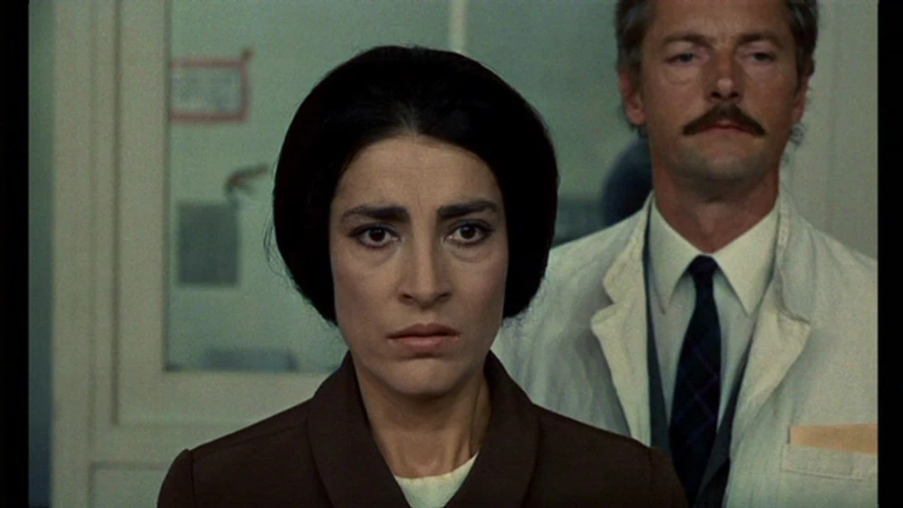 Irene Papas en Z